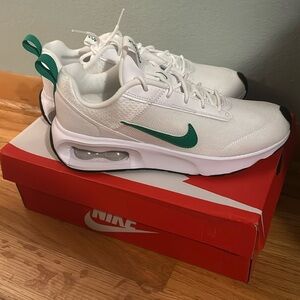 Nike Air Max interlk lite size 8.5